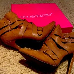 BOOTIES - 8.5 from shoe dazzle